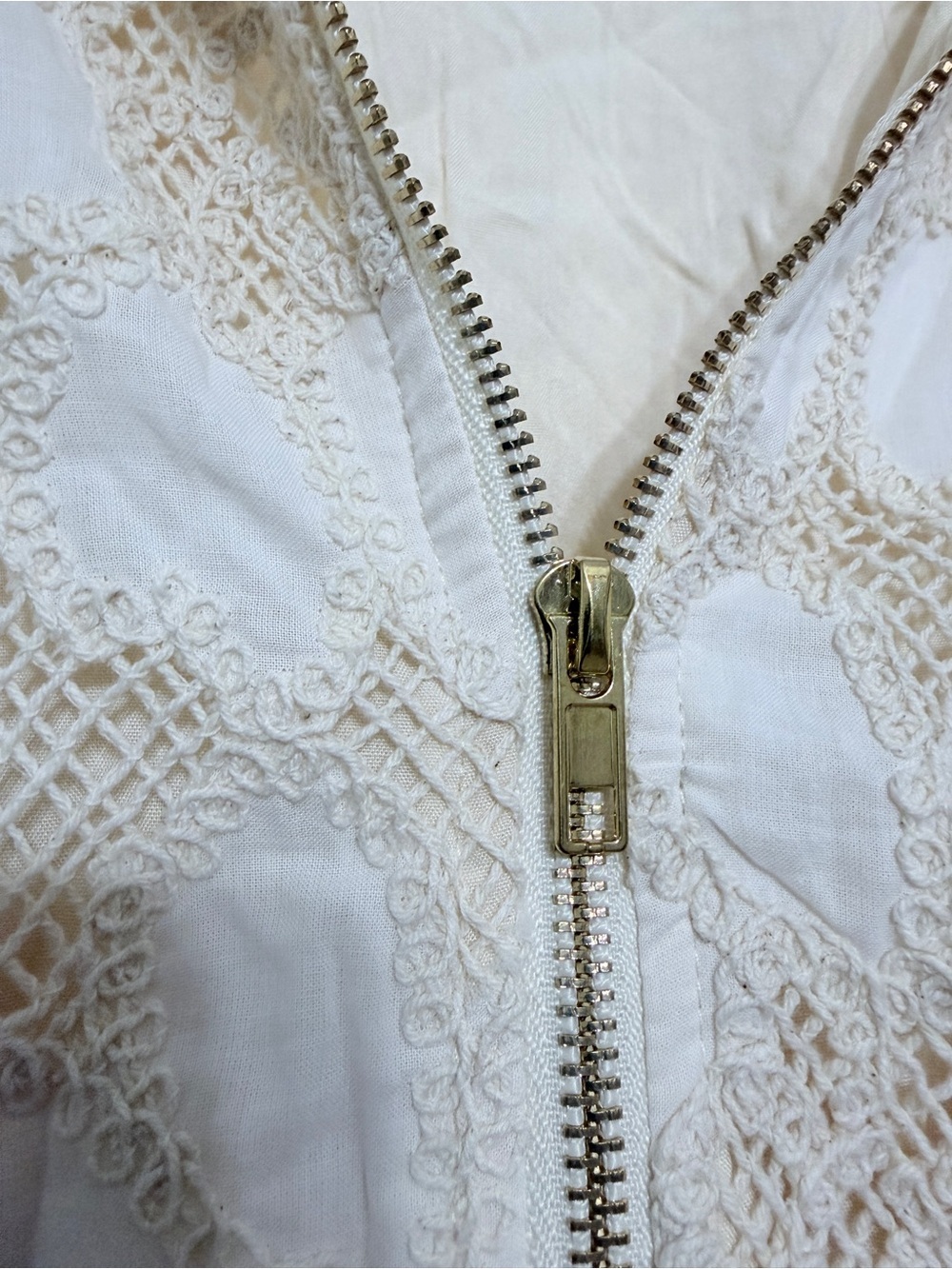 Jen’s Pirate Booty - Free People 100% cotton White Eyelet Romper medium - Picture 9 of 15